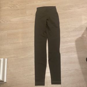 Lulu lemon wunder leggings